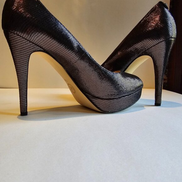 Michael Kors  black Pump - Picture 8 of 9